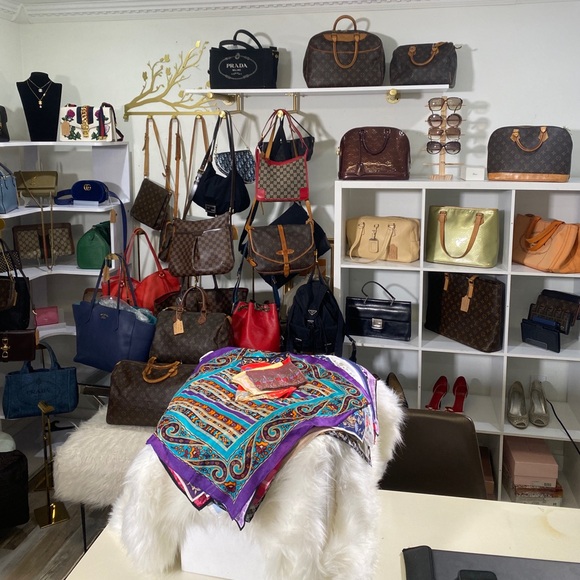 $3 START DESIGNER ITEMS💎👜 - Picture 4 of 10